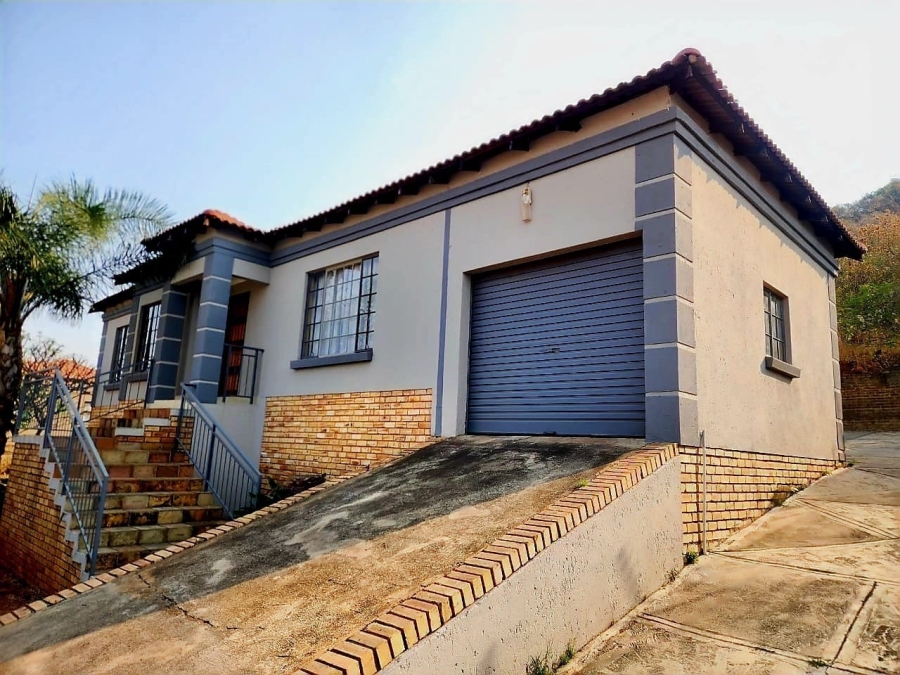 3 Bedroom Property for Sale in Geelhoutpark North West